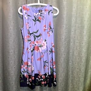 Vince Camuto Sleeveless blue flowered dress size 10 EUC